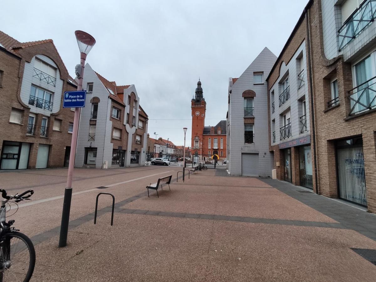 Nid Douillet Au Coeur De Rosendael,Tres Bien Situe Apartment Dunkirk Bagian luar foto